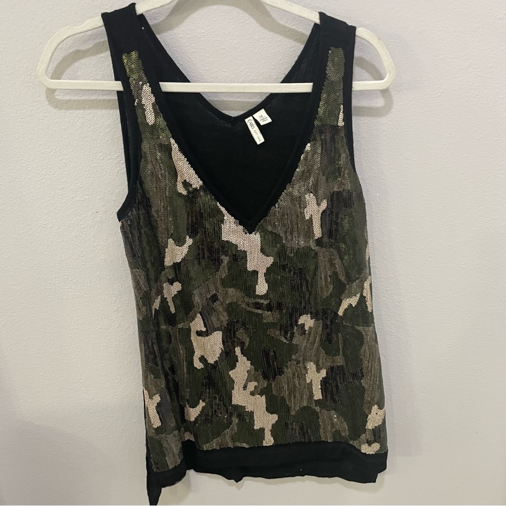 Cato Camouflage Sequin Sleeveless Top Womens Size M